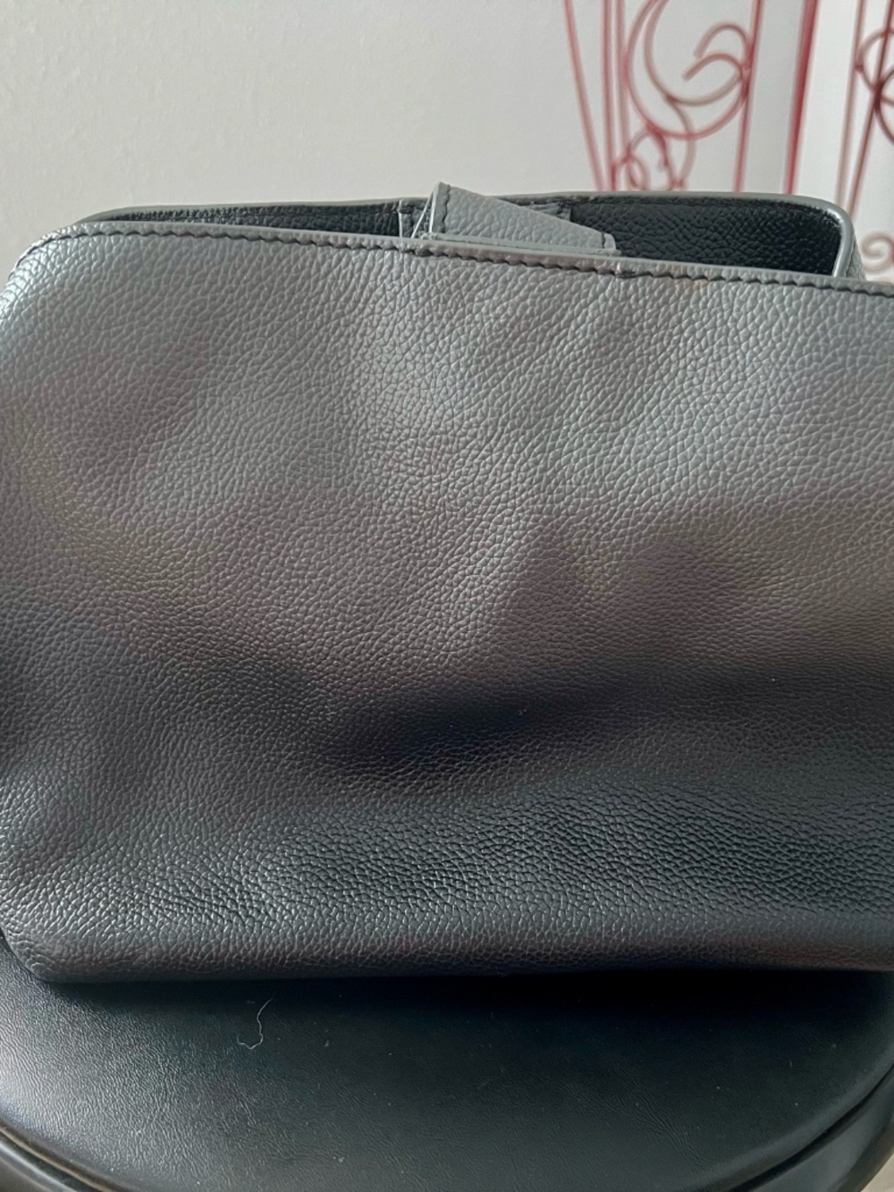 Harley Davidson Genuine Leather Purse - Picture 3 of 6